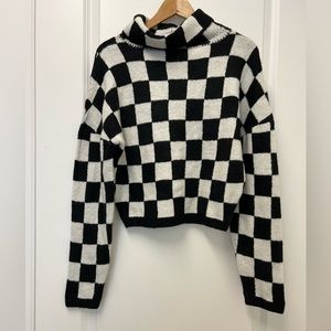 No Boundaries Crop Sweater Juniors size 7-9